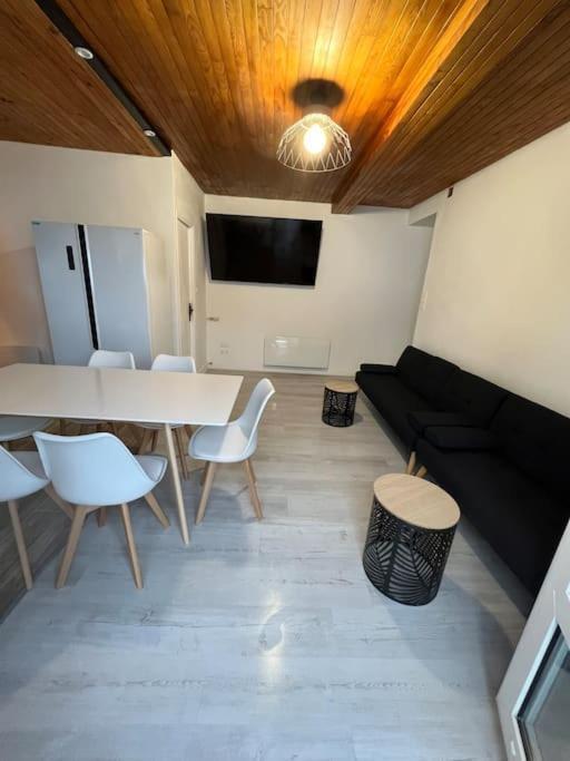 Appartement Style Chalet Standing 2 A 6 Personnes La Bourboule Exterior photo